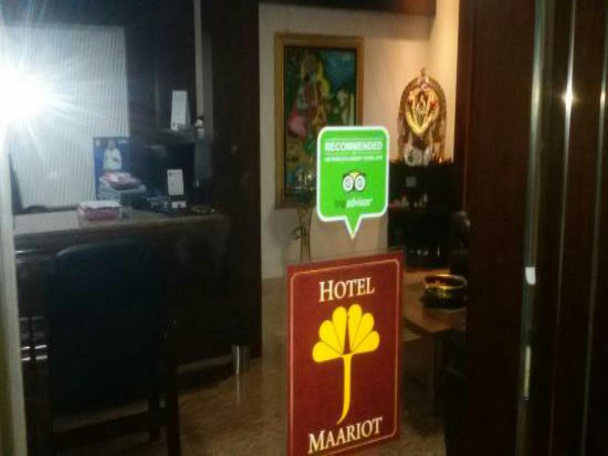 Hotel J Maariot Erode Esterno foto
