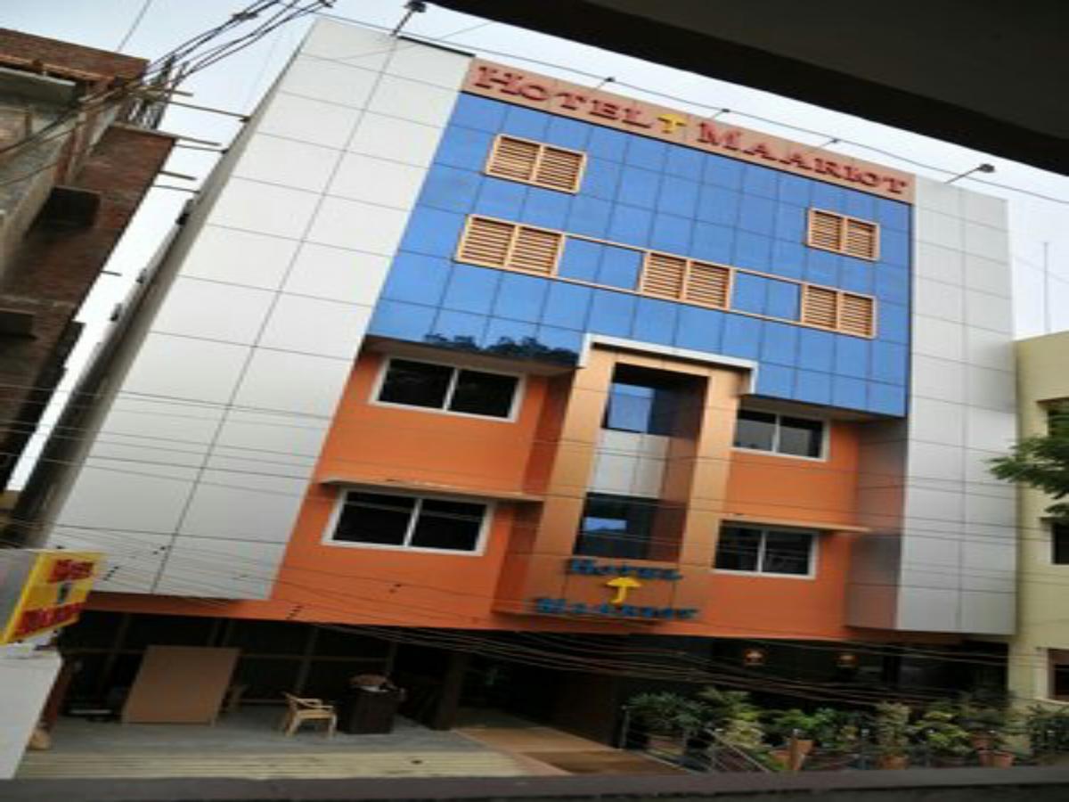 Hotel J Maariot Erode Esterno foto