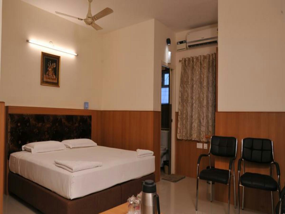 Hotel J Maariot Erode Esterno foto
