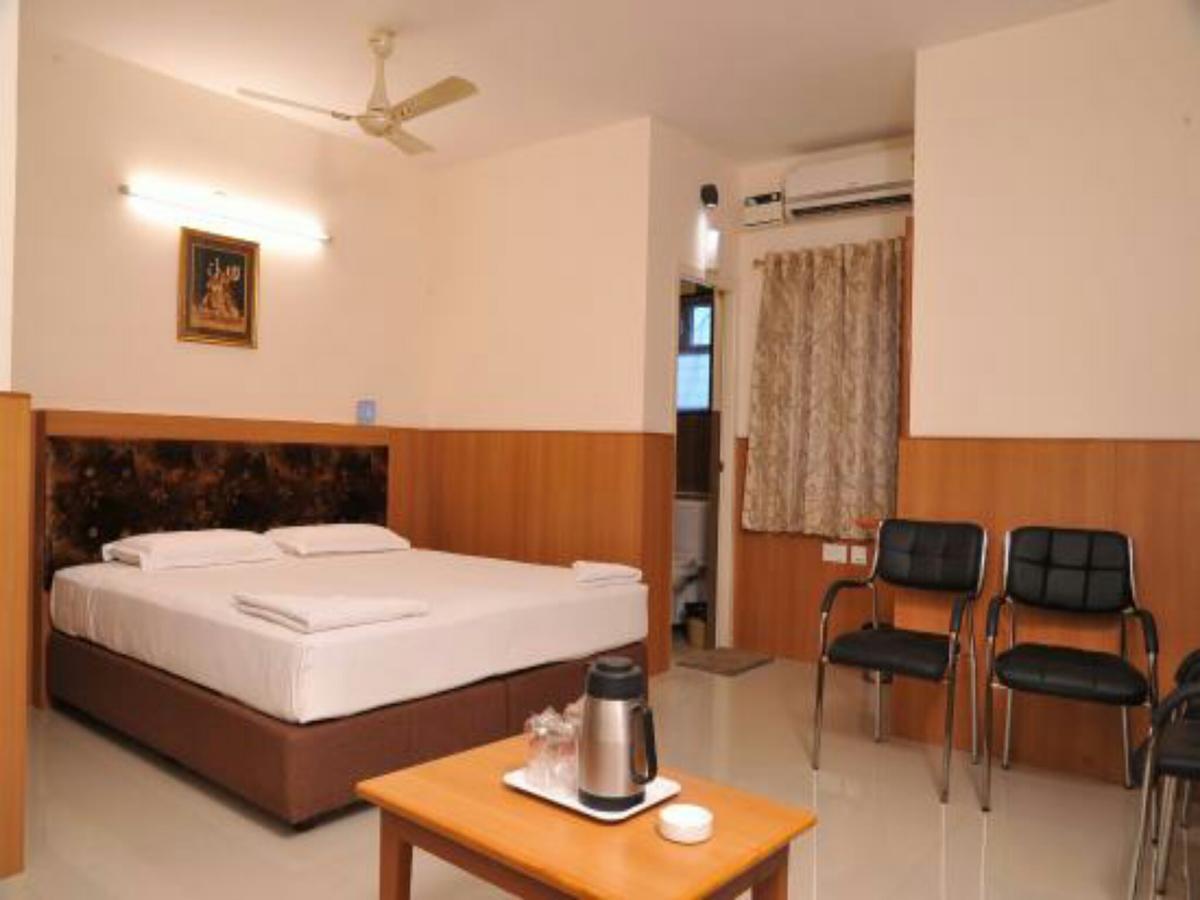 Hotel J Maariot Erode Esterno foto
